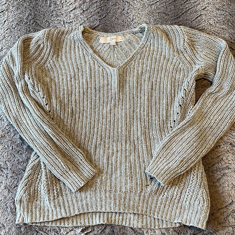 Loft XSP gray sweater